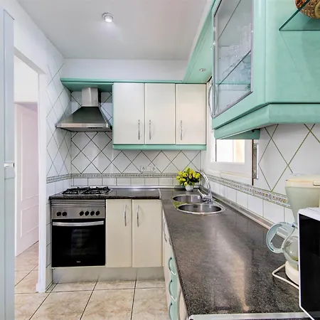 Tranquil With Pool Holiday home *