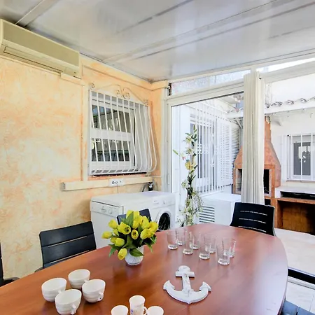 House In With Private Pool Ampuriabrava