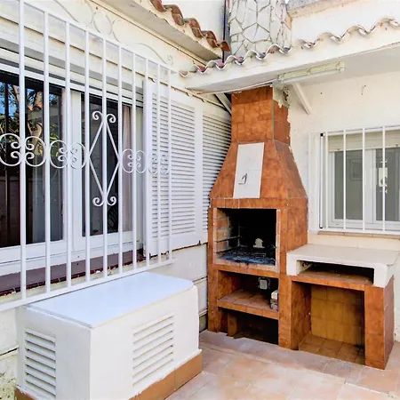 House In With Private Pool *