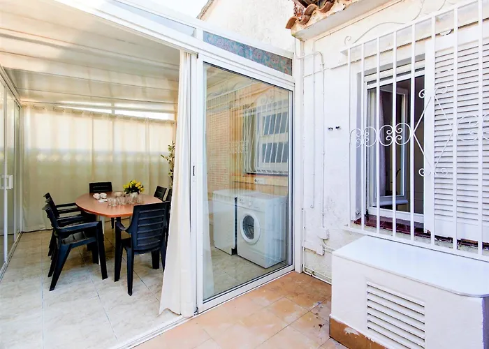 House In With Private Pool *