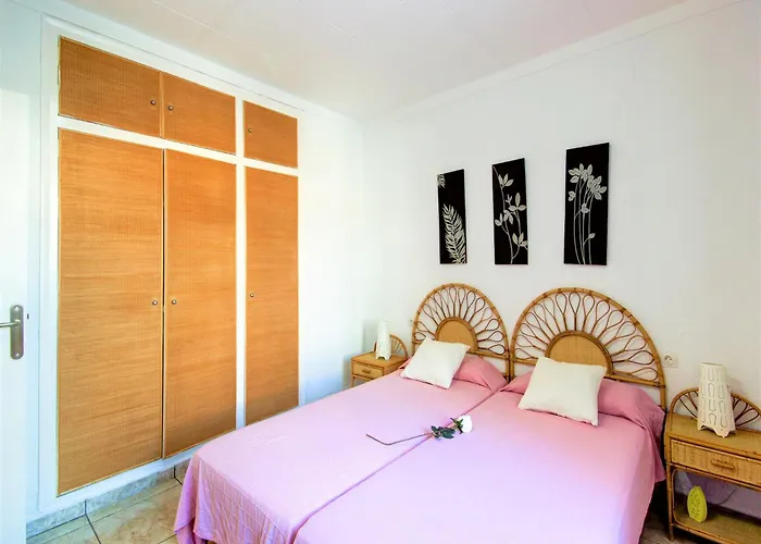 Casa de Férias House In With Private Pool